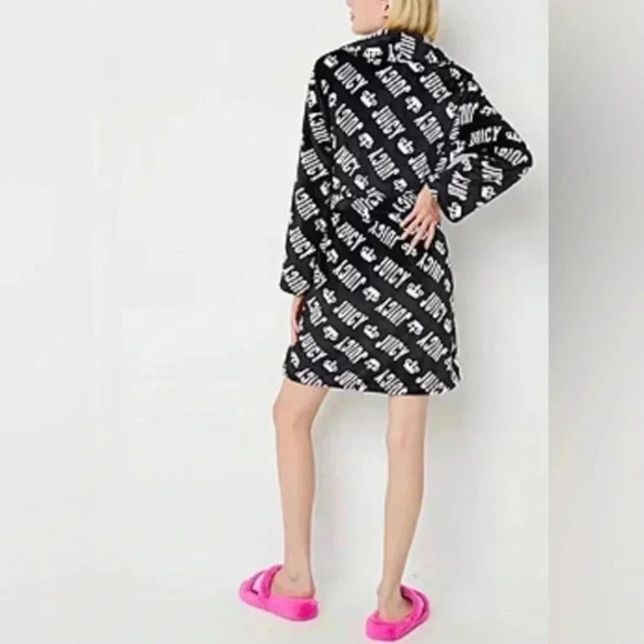 NEW JUICY COUTURE PLUSH LOGO  ROBE S/M - Picture 3 of 3